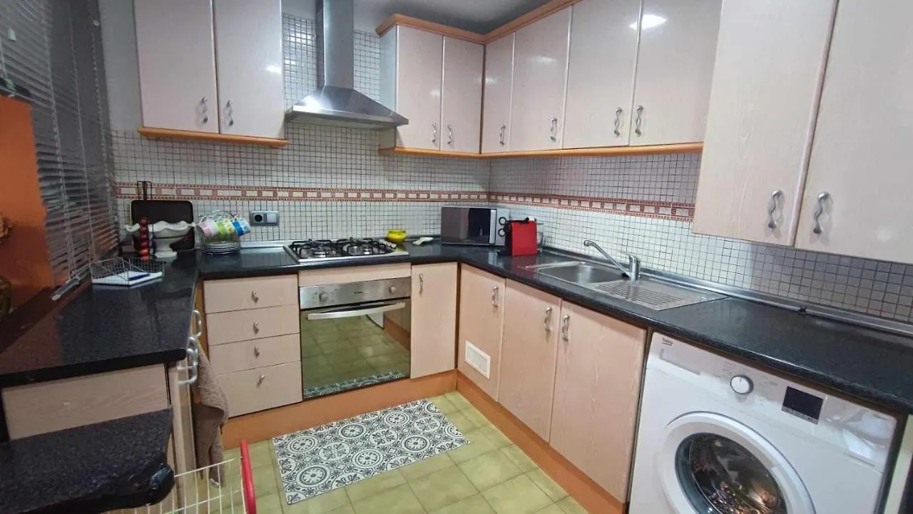 Casa Aurora, Piscina , Wifi, Jardin 5-6 Pax Villa Girona Semesterbostad