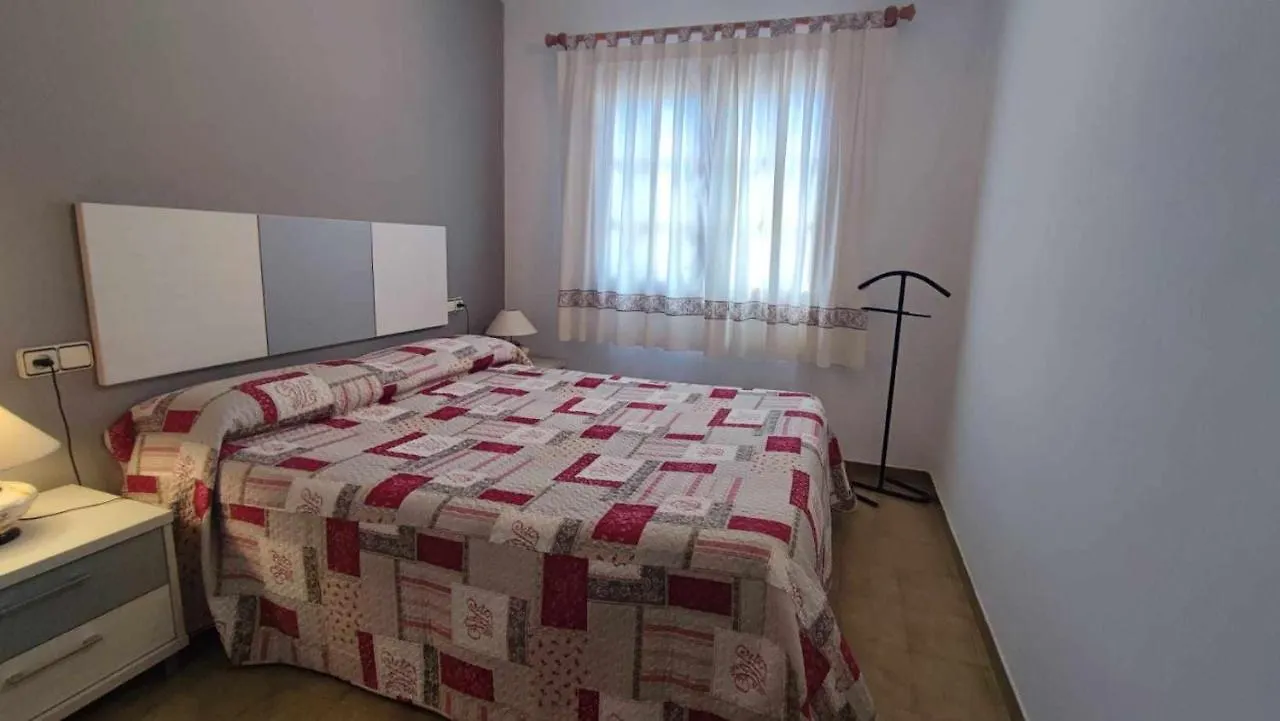 Casa Aurora Piscina Wifi Jardin 56 Pax Villa Girona Holiday home