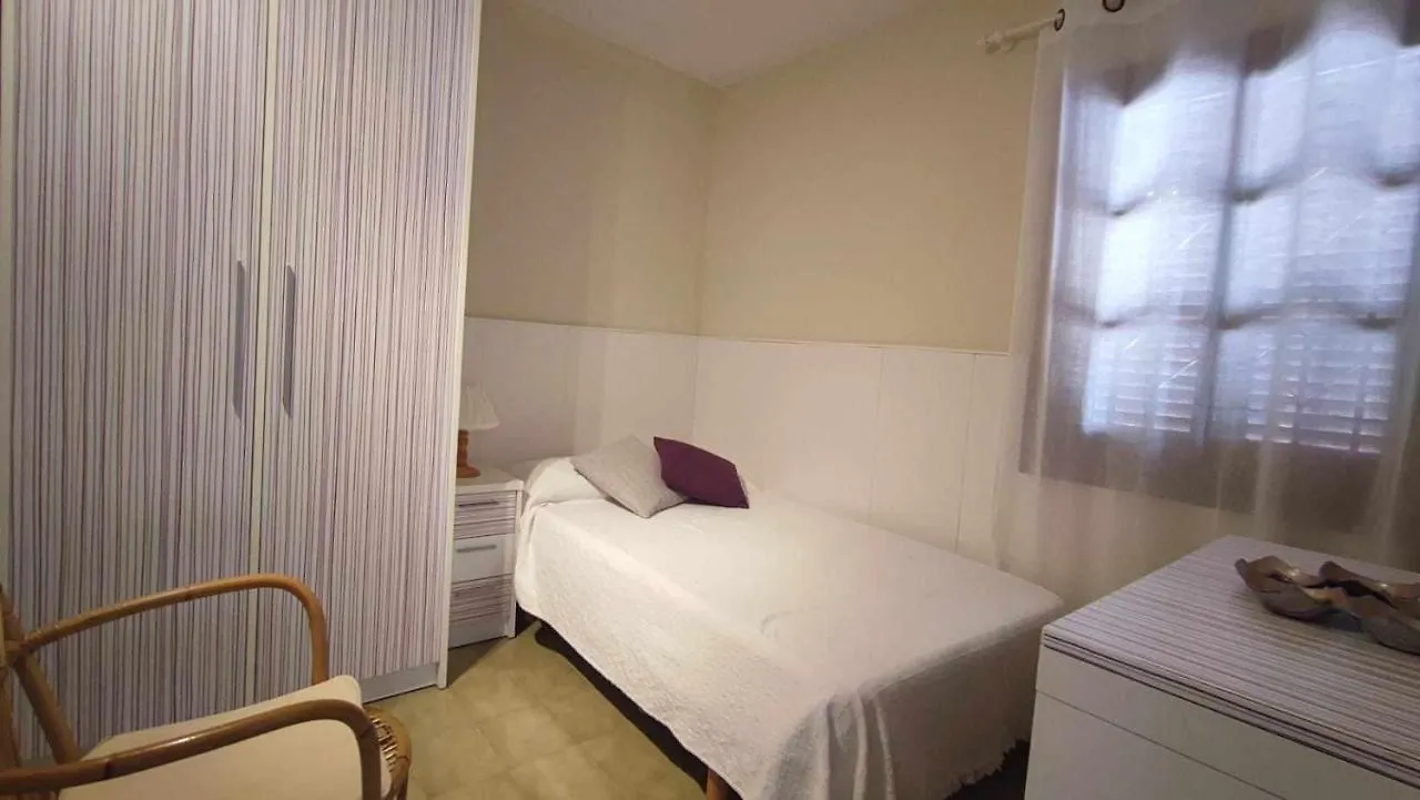 Villa Casa Aurora, Piscina , Wifi, Jardin 5-6 Pax Girona